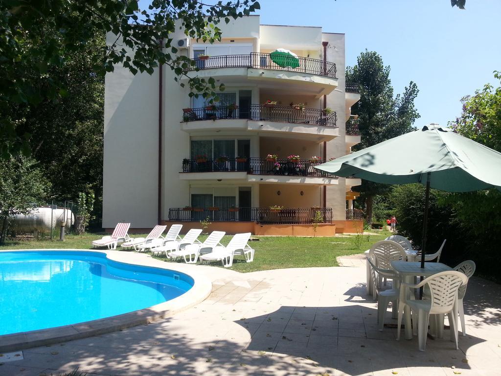 Club Topaz Apartments Нептун Екстер'єр фото