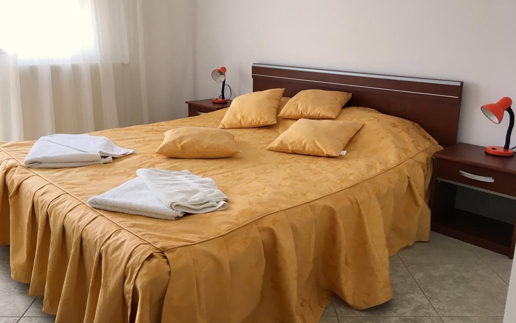 Club Topaz Apartments Нептун Екстер'єр фото