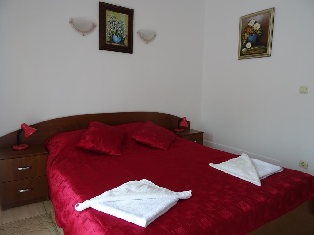 Club Topaz Apartments Нептун Екстер'єр фото