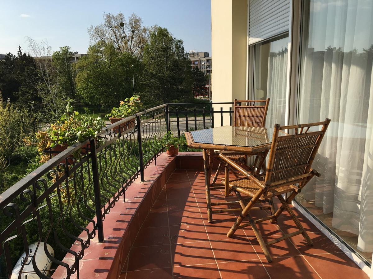 Club Topaz Apartments Нептун Екстер'єр фото