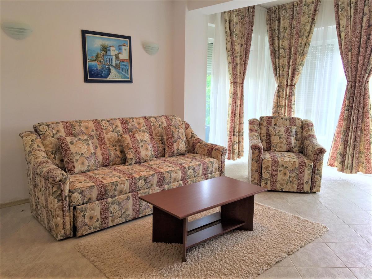 Club Topaz Apartments Нептун Екстер'єр фото